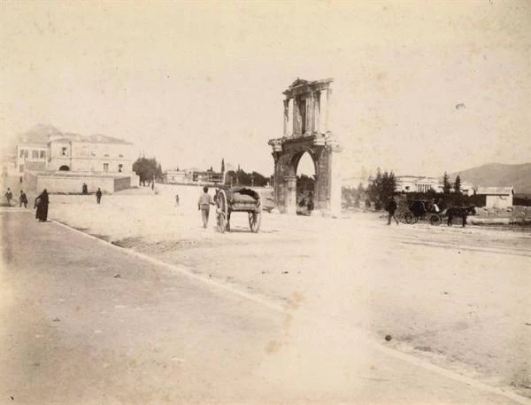 Μοναδικές φωτογραφίες από μια Αθήνα που δεν υπάρχει!